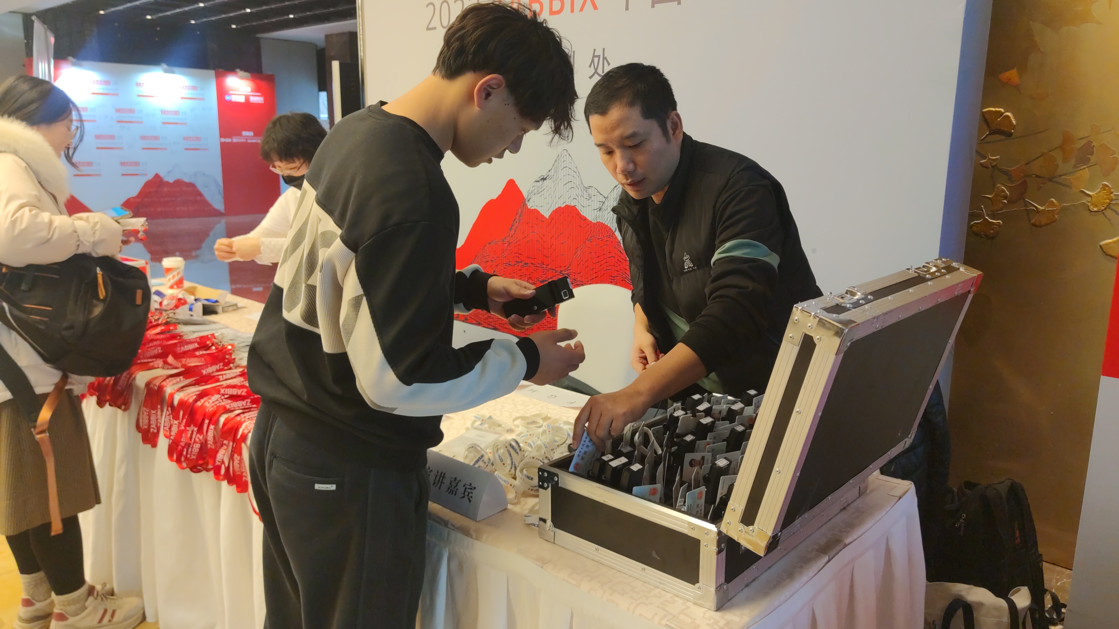 eb3ecd1ae8b650db9af6edfbb610c58.jpg